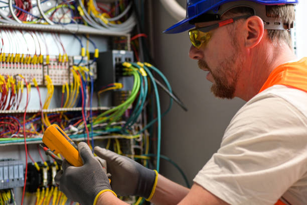 Best Electrical Outlet Repair  in Fowler, CA